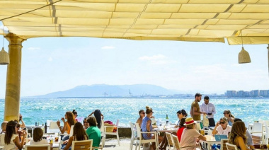 El empleo turístico arranca el año con 263.000 ocupados en Canarias, un 1,8% más que en 2025