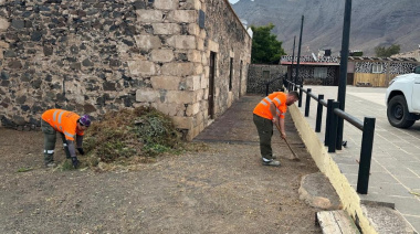 El programa ‘Fuerteventura, bonita por naturaleza’ acondiciona el entorno de la Casas del Arrendatario de Cofete