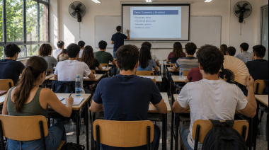 Canarias monitorizará sus centros educativos para actuar ante las altas temperaturas en las aulas