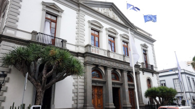 Santa Cruz adjudica el servicio de análisis y control de la calidad del agua del municipio