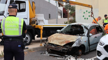 La Policía Local intensifica la retirada de vehículos en los cinco distritos de Santa Cruz