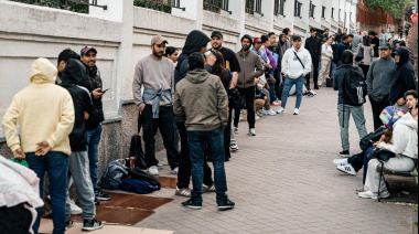 La regularización extraordinaria de migrantes acaba este martes entre exigencias de entidades para ampliar plazos