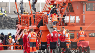 Las llegadas de migrantes de forma irregular a Canarias caen un 67,2% en lo que va de año, hasta los 3.708