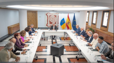 Canarias condiciona su respaldo al sistema de financiación al respeto del REF y una mejora de su financiación
