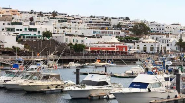Puertos Canarios licita la construcción de nuevos aseos y vestuarios en el puerto de Puerto del Carmen