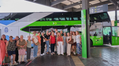La guagua de dos pisos llega al norte de Tenerife para reforzar las líneas 108 y 100, con un 90% de usuarios residentes