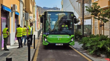 Santa Cruz incorpora una nueva línea urbana para reforzar el servicio con Ofra