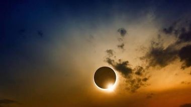 Los especialistas instan a la precaución y al cuidado de los ojos durante el eclipse solar de este 12 de agosto