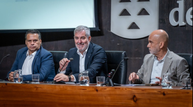 Clavijo: “La Administración tiene que posibilitar que los mayores formen parte de las decisiones públicas”