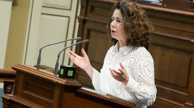 Matilde Asián asegura que el Gobierno "paga tarde, poco y mal" y avisa de que la falta de PGE resta 2.041 millones a Canarias