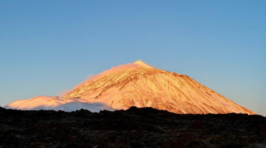 El PSOE critica que el Cabildo de Tenerife exija guaguas diésel para los servicios del Parque Nacional del Teide
