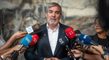Clavijo reclama a Sánchez un plan urgente de contingencia ante la reactivación de la ruta atlántica