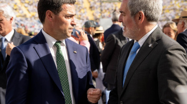 Canarias espera una respuesta de Sánchez hoy o mañana a su petición de medidas urgentes ante el repunte migratorio
