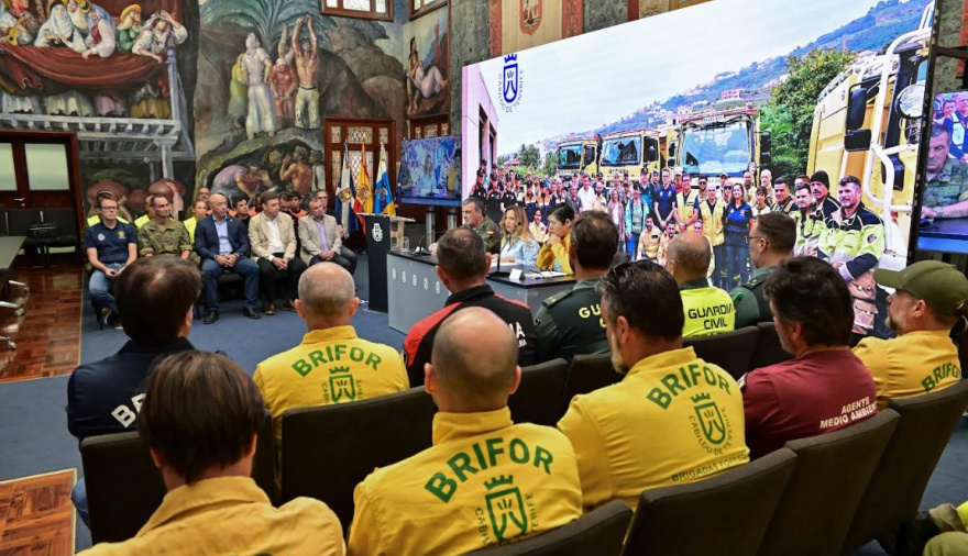 Tenerife culmina con éxito el mayor despliegue logístico y tecnológico de su historia en la lucha contra incendios