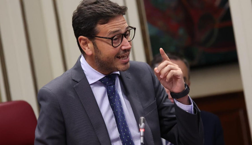 El PP pide la bonificación del 75% para los aparcamientos en los aeropuertos de Canarias