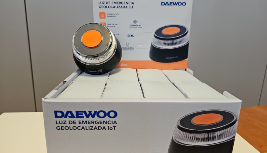 Telde dota de balizas V16 a 200 vehículos oficiales de su parque móvil