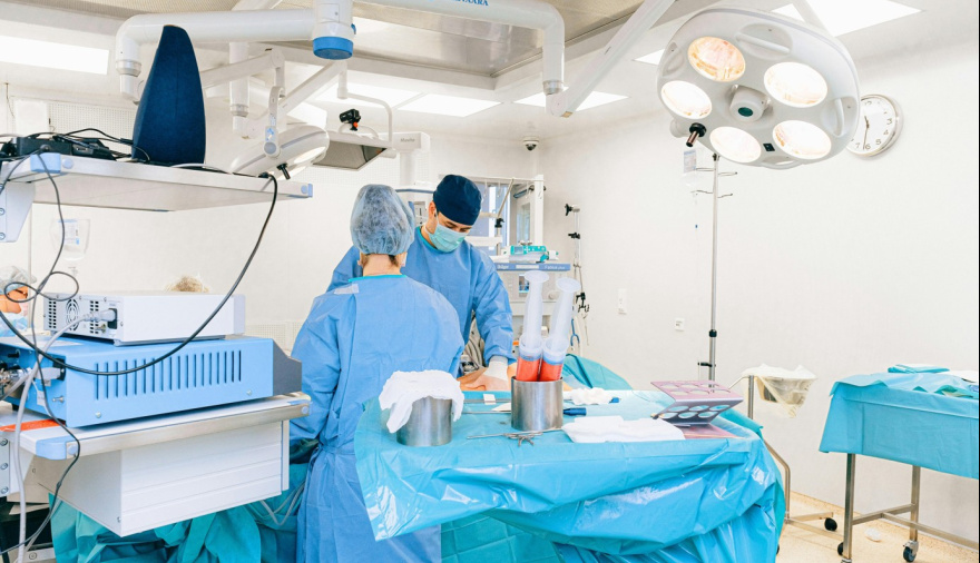 El PSOE lleva a Pleno la propuesta de Decreto Ley para el cambio socioeconómico de las islas, la derivación de menores migrantes y las listas de espera sanitarias