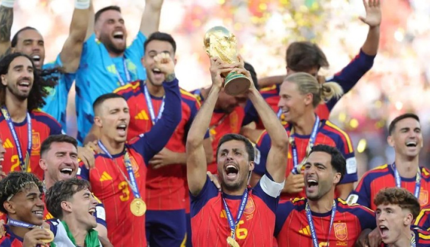 España conquista el Mundial y su segunda estrella podría aportar más de 4.000 millones a la economía del país