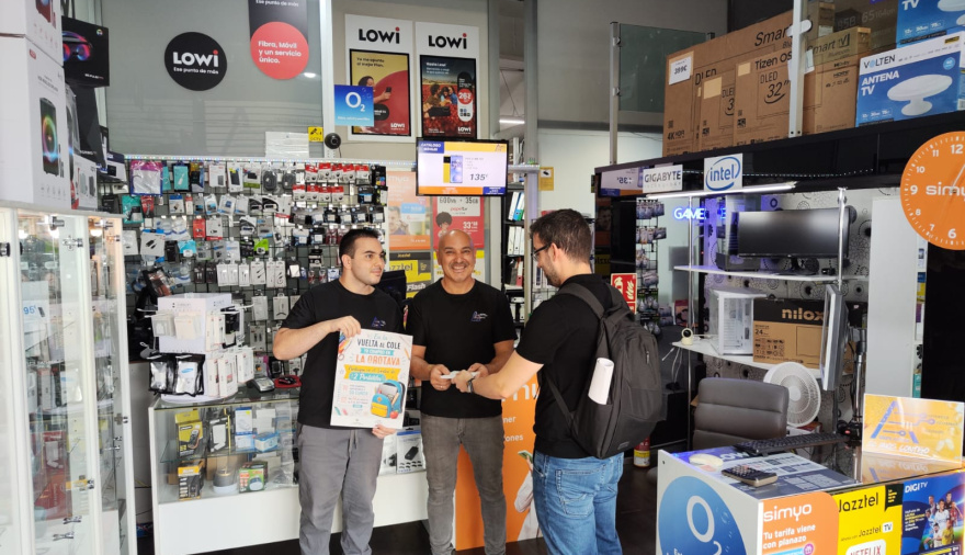 El Ayuntamiento de La Orotava premia las compras de la vuelta al cole con el sorteo de dos portátiles