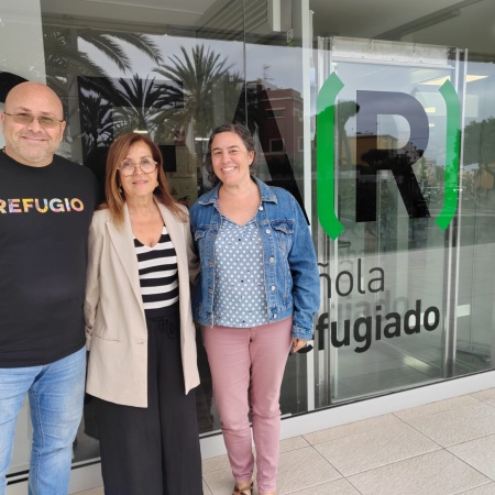 Lola Padrón acuerda con CEAR la necesidad de mejorar los recursos sociales y las políticas de integración de las personas migrantes