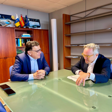 El Gobierno de Canarias incorporará a las farmacias como recurso en el sistema público de Protección Civil