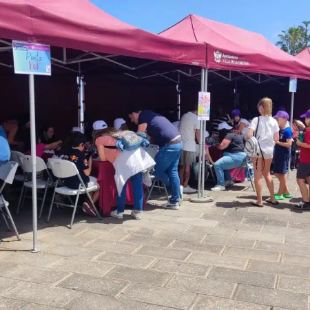 La Orotava celebra el Día Internacional de la Familia con múltiples actividades en la Plaza de la Constitución