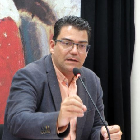 Nueva Canarias reta a Rosa Dávila a llevar la ecotasa turística al Parlamento “si quiere ser creíble”