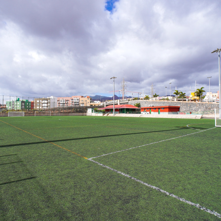 Santa Cruz aprueba los proyectos de los campos de fútbol de Tíncer y Llano del Moro