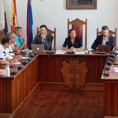 El BNR denuncia la falta de coherencia de la alcaldesa de Agaete al rechazar una moción sobre el transfuguismo que ella misma presentó en el Cabildo