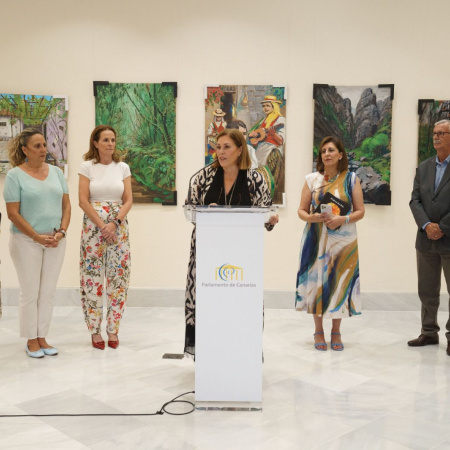 El Parlamento de Canarias acoge la exposición “El arte nos hace libres”