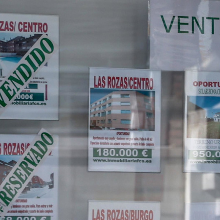 La compraventa de vivienda cae un 17,6% en abril en Canarias, hasta las 2.190 unidades, según los notarios