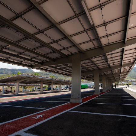Gáldar capta una subvención de 605.115 euros para la instalación de marquesinas fotovoltaicas en el aparcamiento del cementerio
