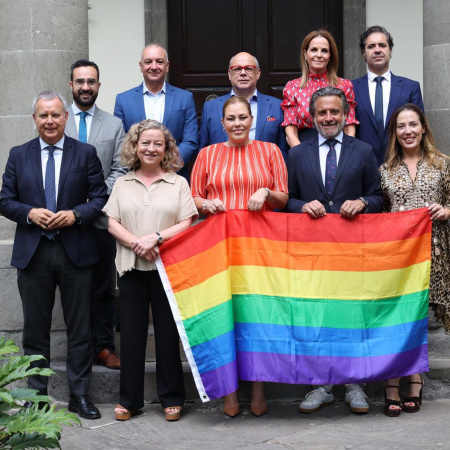 El Parlamento canario reafirma su compromiso con la igualdad y la no discriminación por el Día del Orgullo LGTBIQ+