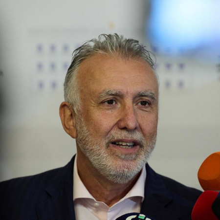 Torres anuncia una comisión interministerial el próximo martes para comenzar con los traslados de los menores migrantes