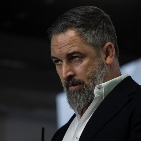 Abascal pide hundir el barco de Open Arms y Clavijo le tacha de "auténtico fascista"