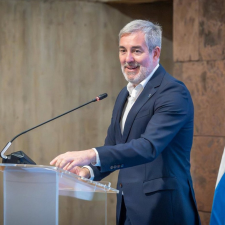 Clavijo espera tener ultimado el 'decreto canario' antes de fin de año y llama a un 'frente común' ante las Cortes