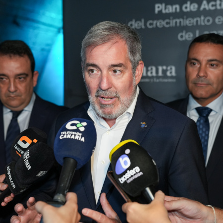 Clavijo critica el "discurso triunfalista" de Torres sobre la situación de La Palma en el 4º aniversario de la erupción