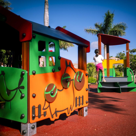 El Parque de Los Andenes de La Laguna se transforma en un espacio más verde, accesible y familiar tras su rehabilitación integral