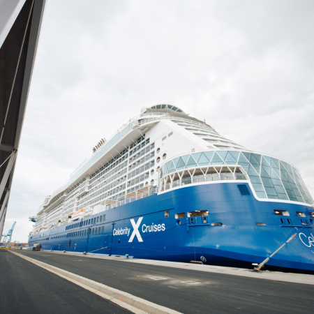 La nueva Terminal de Cruceros del Puerto de Las Palmas entra en funcionamiento con la escala del Celebrity Apex