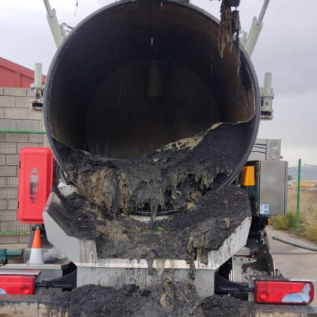 Güímar extrae 15.000 kg de residuos de las redes de saneamiento del municipio