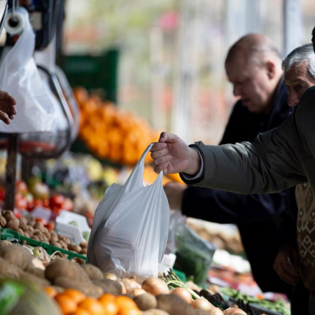 Los precios repuntan dos décimas en Canarias en noviembre pero la inflación es la más baja del país, con un 2,3%