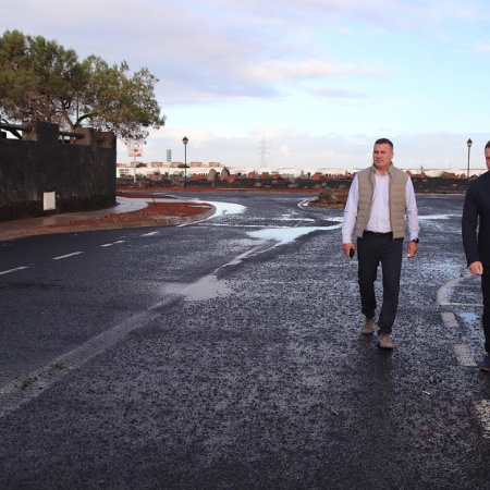 Yaiza destina un millón de euros a asfaltados y accesibilidad en Las Coloradas