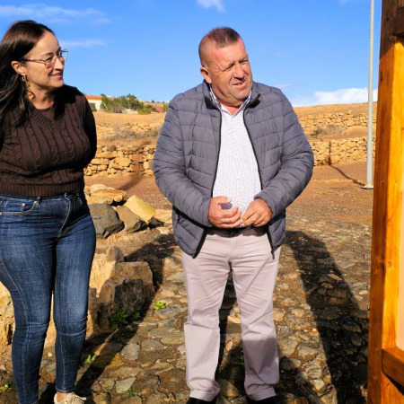 Patrimonio Histórico de Antigua señaliza el Pozo de los Vecinos en Triquivijate