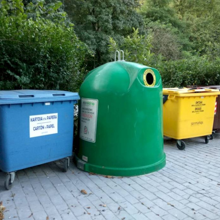 El área de Limpieza de San Bartolomé de Tirajana  refuerza el reciclaje de envases de vidrio en la hostelería