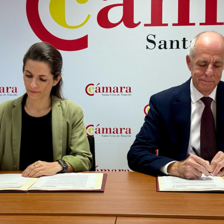 La Cámara de Comercio de Santa Cruz de Tenerife y Cervecera de Canarias reafirman el compromiso para profesionalizar el sector de la restauración de la provincia
