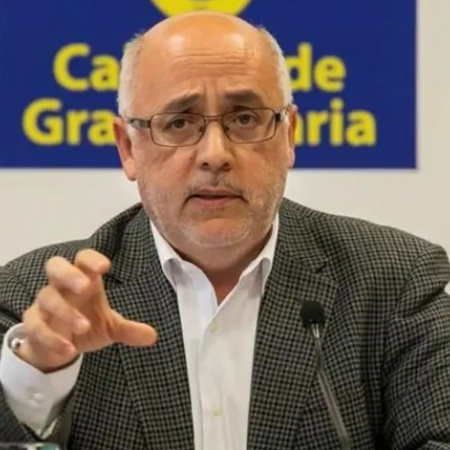 Antonio Morales alerta del grave peligro que acecha al Puerto de Las Palmas si se impulsa el desarrollo del recinto de Dajla