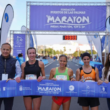 Fran Cabrera y Ana Boullón imponen su ritmo en la Media Maratón Fundación Puertos de Las Palmas y se alzan con el título regional