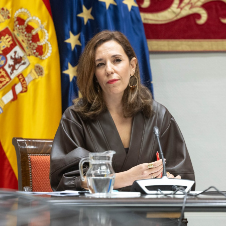 Turismo urge a "anticiparse" y explorar mercados emergentes ante una situación geopolítica que "no es fácil"