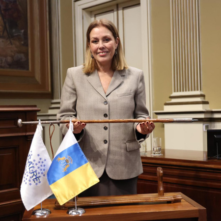 Astrid Pérez es reelegida presidenta de la CALRE y sitúa a Canarias en el centro del parlamentarismo regional europeo