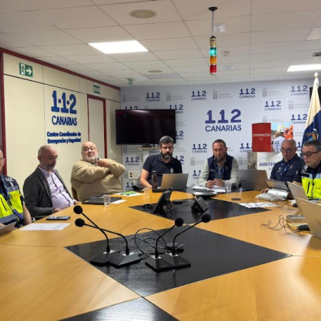 Tenerife da "un paso más allá" en su actividad volcánica, pero no hay probabilidad de una erupción a medio plazo